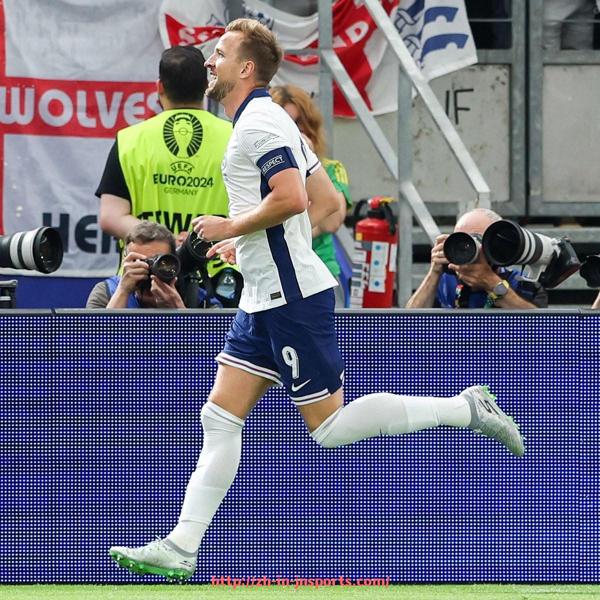 JN江南体育-世俱杯射门热区可视化数据图解与进攻策略评估