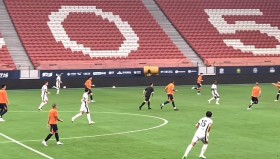 JN江南体育-NBA 2K系列游戏评测：从虚拟篮球到现实的桥梁